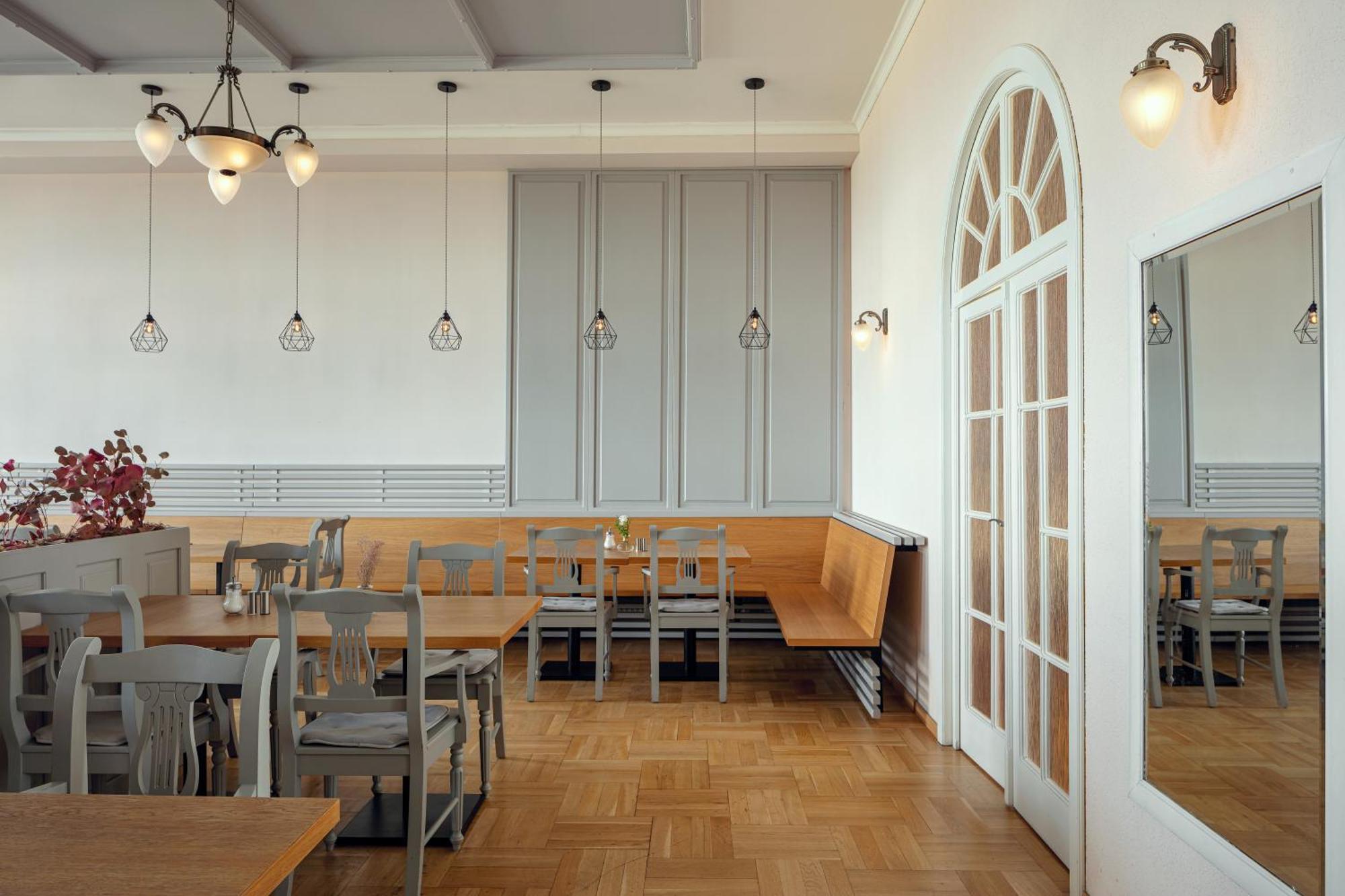 Hotel Zámeček Janovičky Broumov Esterno foto